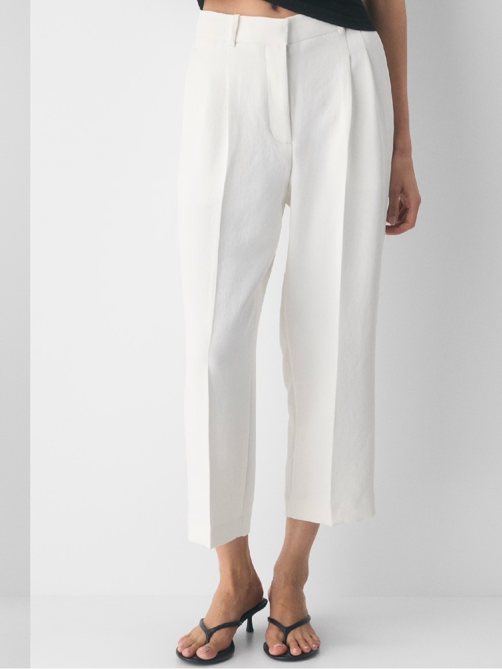 Aritzia The Effortless Cropped Pant - Crepette
